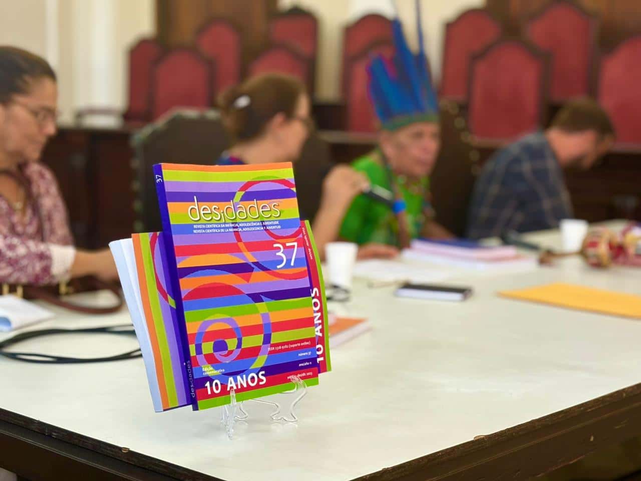 Evento comemorativo de 10 anos da Revista DESIDADES promove troca de experiências e reflexões sobre o atual contexto de ‘esperanças e destroços’ da infância eda adolescência