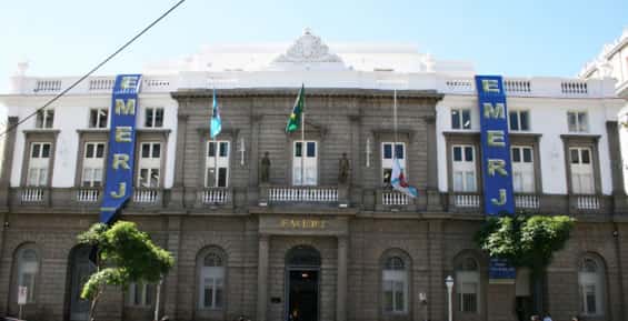 O Projeto Fazendo Comuns em parceria com a Escola de Magistratura do Estado do Rio de Janeiro realiza evento sobre as mobilizações públicas acerca do recreio