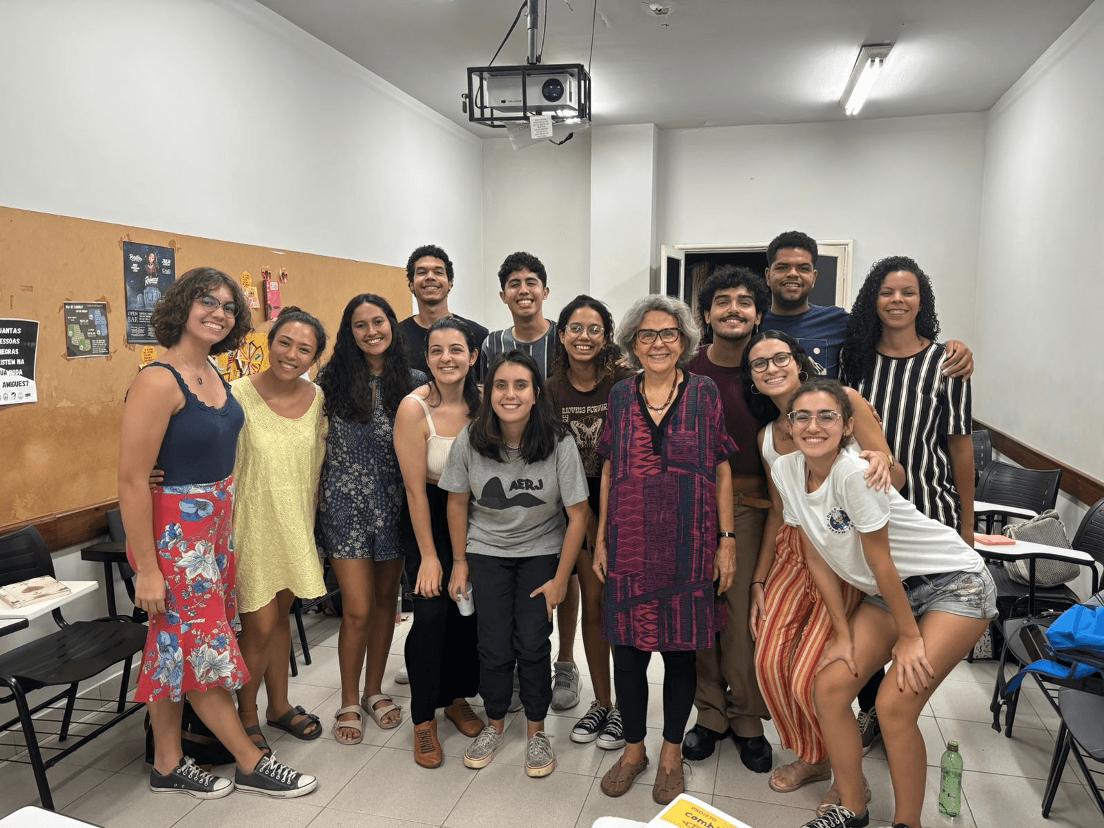 Projeto “Fazendo Comuns” realiza encontro com a representante da União Brasileirados Estudantes Secundaristas (UBES)